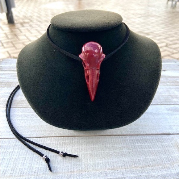 🖤Handmade red resin skull raven bird necklace - Picture 6 of 11